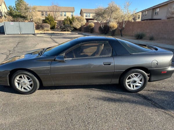 1993 Chevrolet Camaro - Image 3