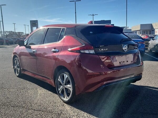 2020 Nissan LEAF - Image 3