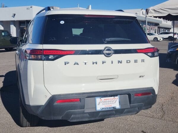 2023 Nissan Pathfinder - Image 19