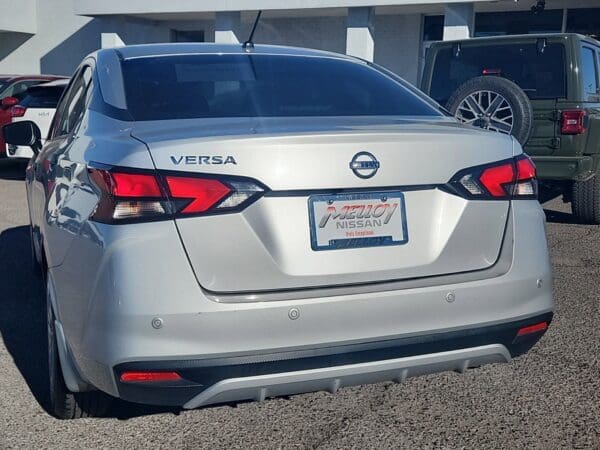 2020 Nissan Versa - Image 18