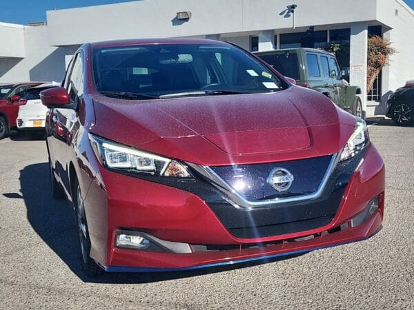 2020 Nissan LEAF - Image 5