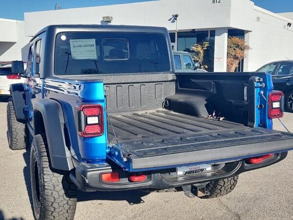 2021 Jeep Gladiator - Image 19