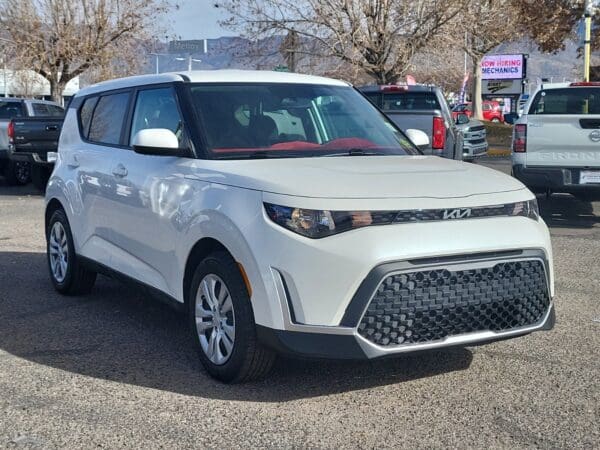 2023 Kia Soul - Image 4