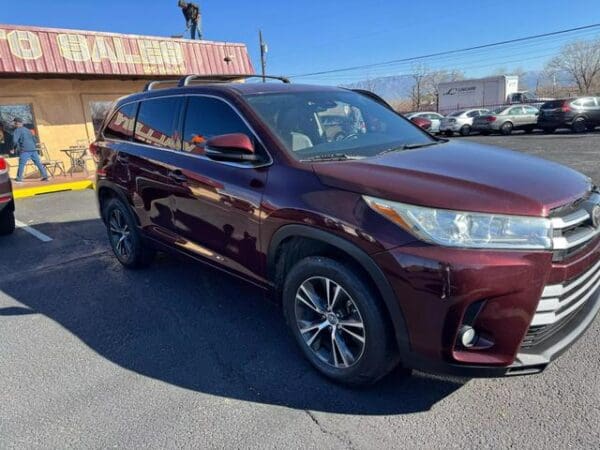 2018 Toyota Highlander - Image 4