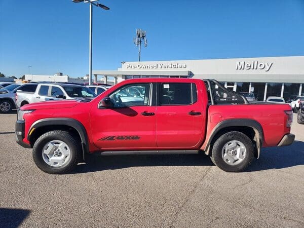 2024 Nissan Frontier - Image 2