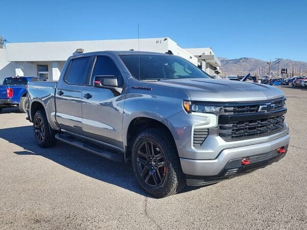 2023 Chevrolet Silverado 1500 - Image 4