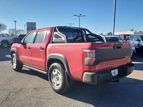 2024 Nissan Frontier - Image 3