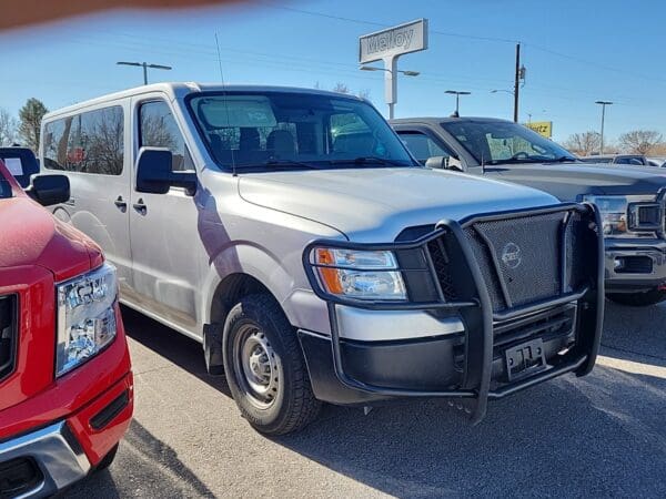 2020 Nissan NV Passenger - Image 3