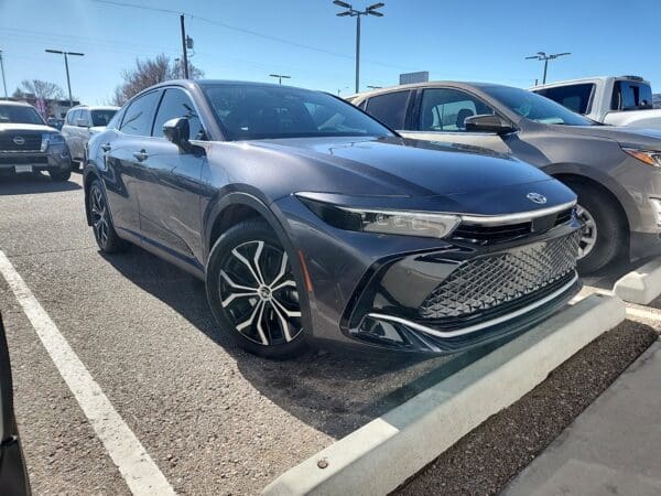 2023 Toyota Crown - Image 3