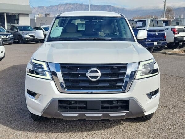 2024 Nissan Armada - Image 5