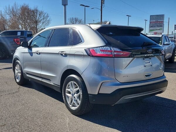 2022 Ford Edge - Image 3