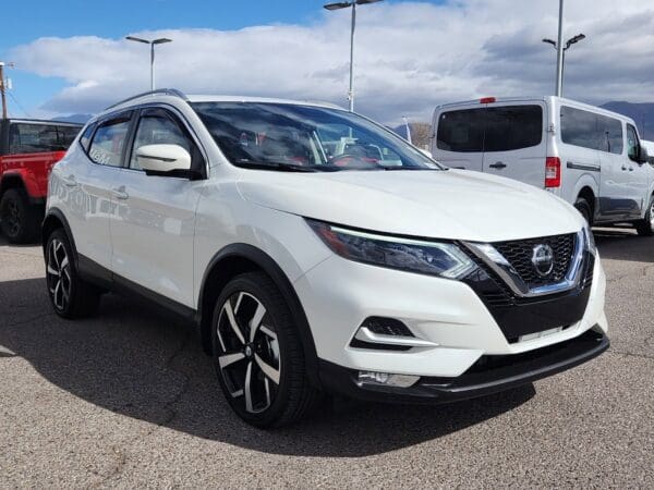 2021 Nissan Rogue Sport - Image 4