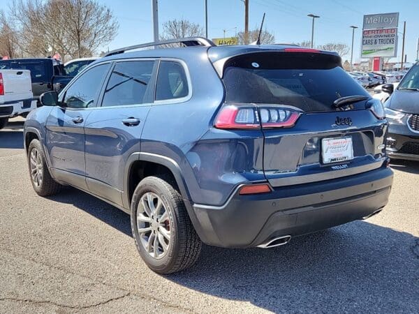 2021 Jeep Cherokee - Image 3