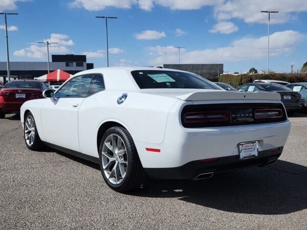 2022 Dodge Challenger - Image 3