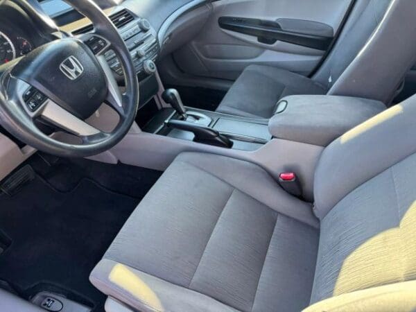 2012 Honda Accord - Image 5