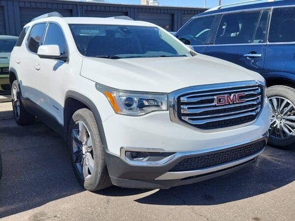 2019 GMC Acadia - Image 3