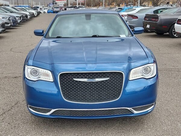 2023 Chrysler 300 - Image 5