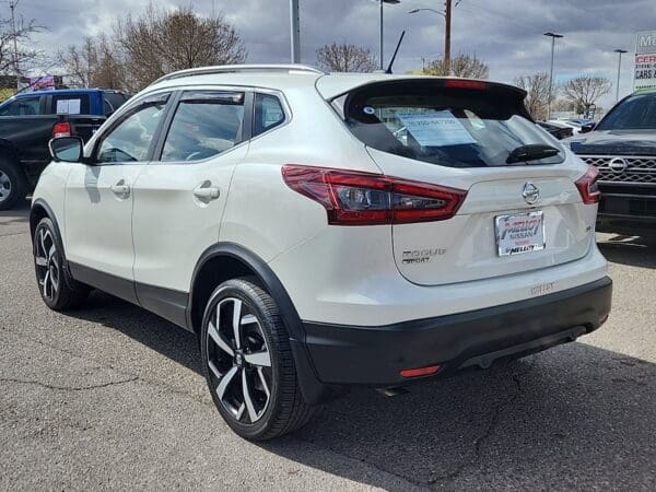 2021 Nissan Rogue Sport - Image 3