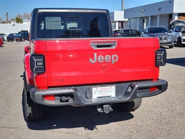 2021 Jeep Gladiator - Image 18