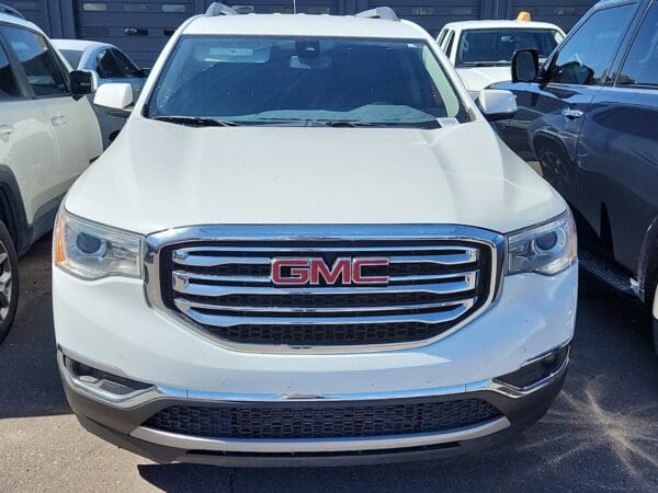 2019 GMC Acadia - Image 2