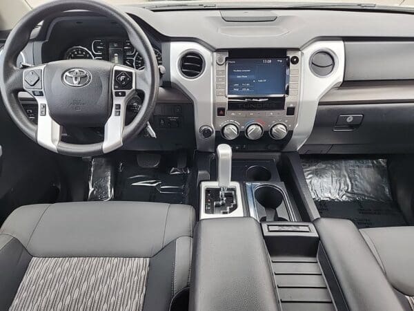 2021 Toyota Tundra 4WD - Image 17