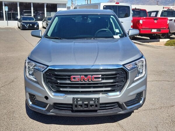 2024 GMC Terrain - Image 5