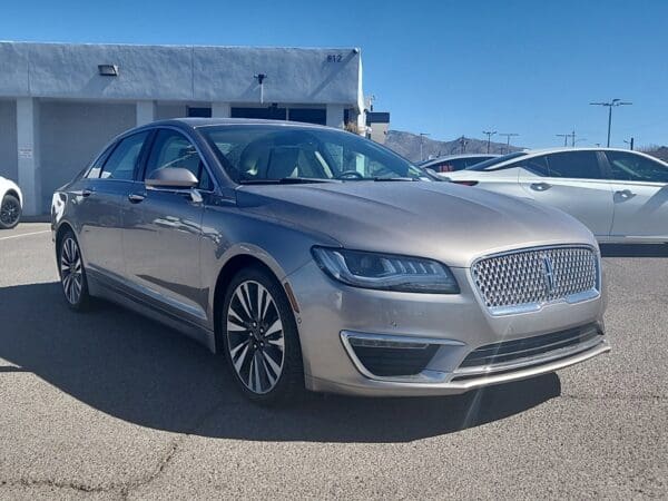 2020 Lincoln MKZ - Image 5