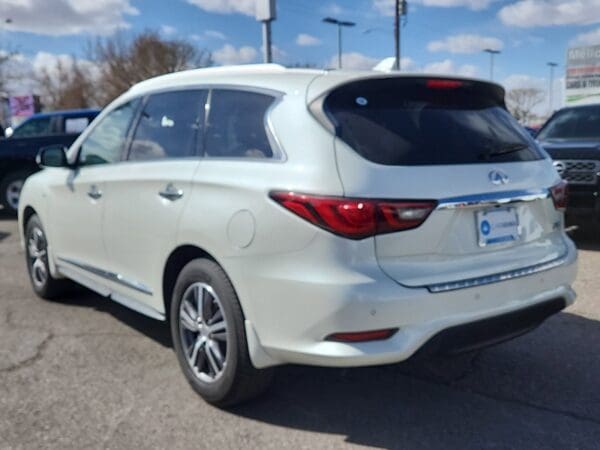 2019 INFINITI QX60 - Image 3