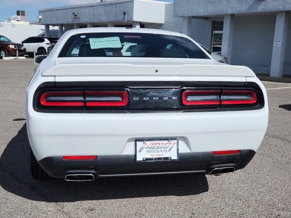 2022 Dodge Challenger - Image 18