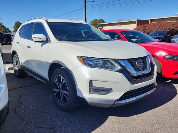 2020 Nissan Rogue - Image 3