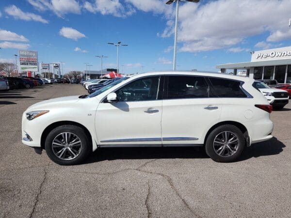 2019 INFINITI QX60 - Image 2