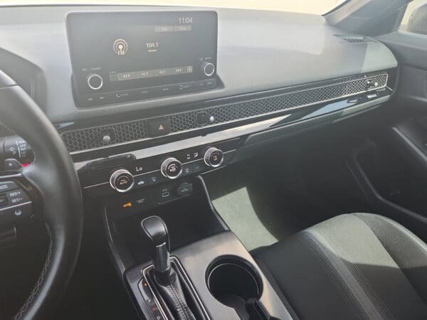 2023 Honda Civic Sedan - Image 9