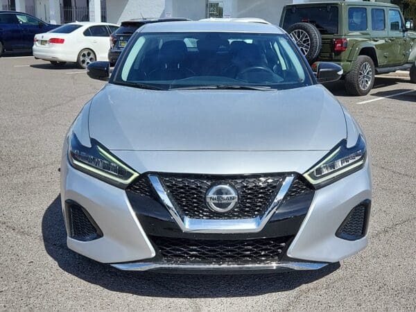 2022 Nissan Maxima - Image 5