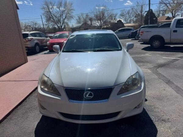 2008 Lexus IS - Image 3