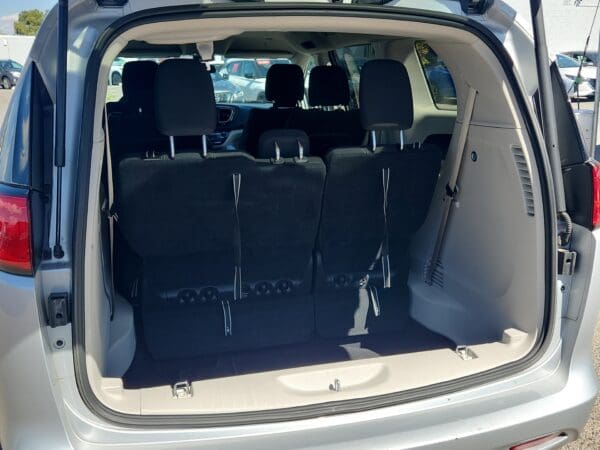2022 Chrysler Voyager - Image 19