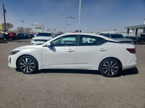 2024 Nissan Sentra - Image 2