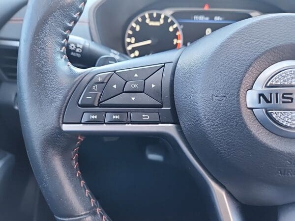 2022 Nissan Altima - Image 6