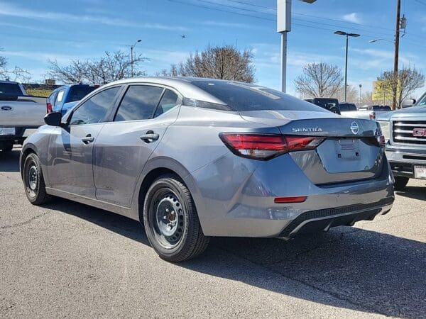 2023 Nissan Sentra - Image 3