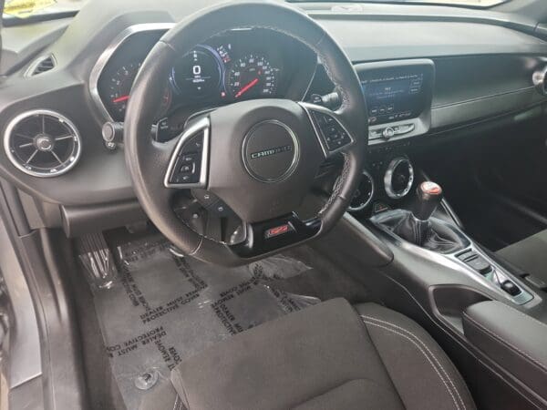 2019 Chevrolet Camaro - Image 18