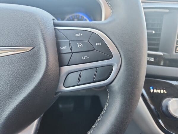 2022 Chrysler Voyager - Image 7