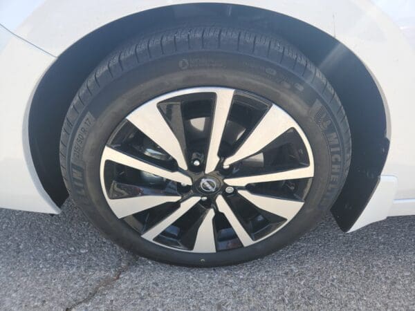 2024 Nissan Sentra - Image 22
