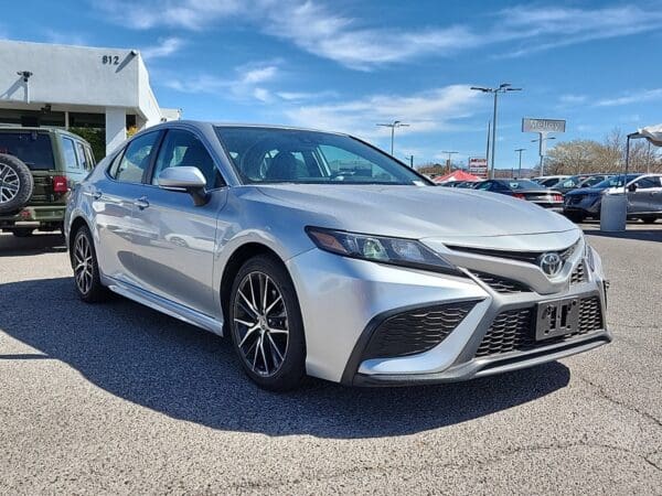 2022 Toyota Camry - Image 4