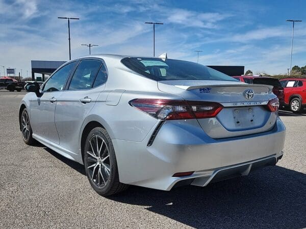 2022 Toyota Camry - Image 3