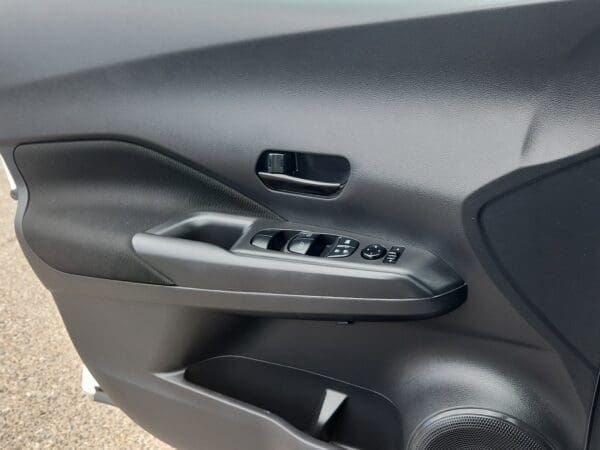 2022 Nissan Kicks - Image 14