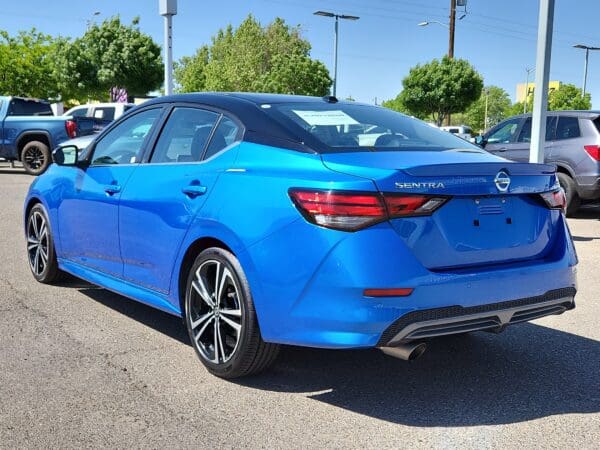 2022 Nissan Sentra - Image 3