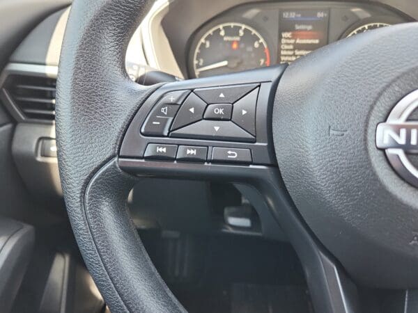 2024 Nissan Altima - Image 6