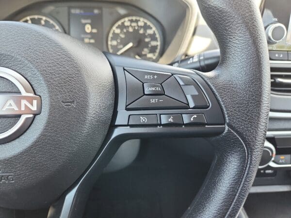2024 Nissan Altima - Image 7