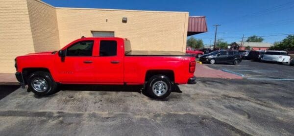 2018 Chevrolet Silverado 1500 Double Cab - Image 2