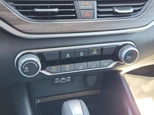 2024 Nissan Altima - Image 13