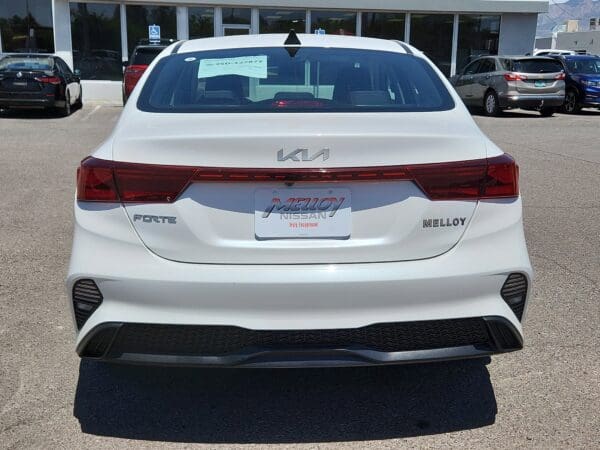 2024 Kia Forte - Image 18